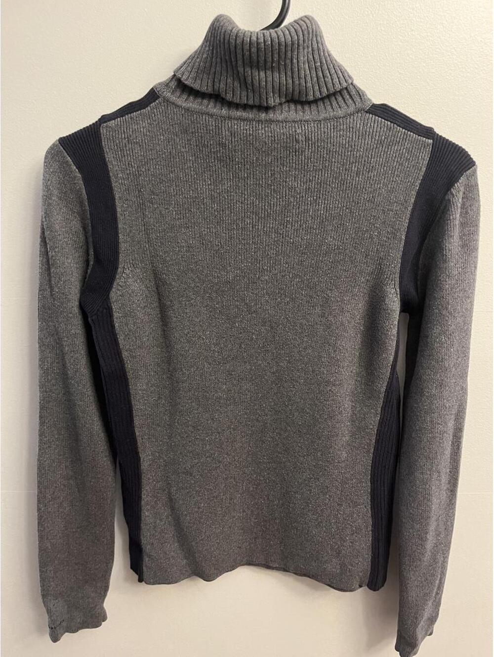 Tommy Hilfiger Women's Grey and Navy Jumper - Picture 6 of 6
